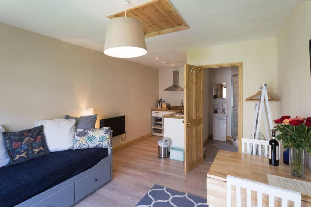 Bristol Little House Apartment Exterior photo